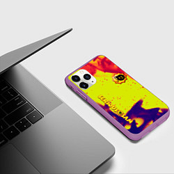 Чехол iPhone 11 Pro матовый Serious Sam flame yellow, цвет: 3D-фиолетовый — фото 2