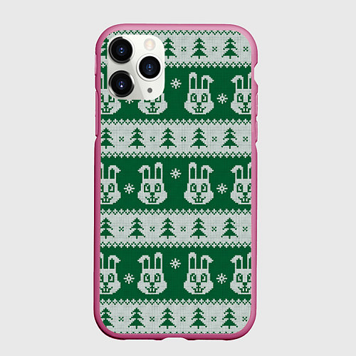 Чехол iPhone 11 Pro матовый Вязаный зимний узор с зайцами и ёлками / 3D-Малиновый – фото 1