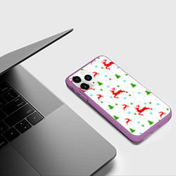 Чехол iPhone 11 Pro матовый Новогодние олени с ёлками, цвет: 3D-фиолетовый — фото 2