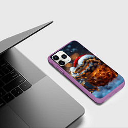 Чехол iPhone 11 Pro матовый Новогодняя змея с пивом, цвет: 3D-фиолетовый — фото 2