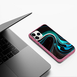 Чехол iPhone 11 Pro матовый Волнистые бело-голубые линии на чёрном фоне, цвет: 3D-малиновый — фото 2