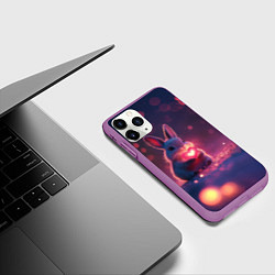 Чехол iPhone 11 Pro матовый Зайчик держит сердечко, цвет: 3D-фиолетовый — фото 2