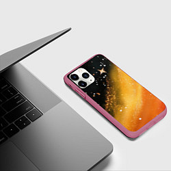 Чехол iPhone 11 Pro матовый Черно-оранжевая блестящая текстура, цвет: 3D-малиновый — фото 2