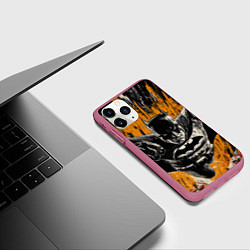 Чехол iPhone 11 Pro матовый Бэтмен супергерой, цвет: 3D-малиновый — фото 2