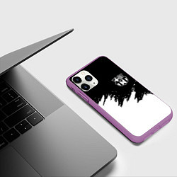 Чехол iPhone 11 Pro матовый Barcelona черно белые краски, цвет: 3D-фиолетовый — фото 2