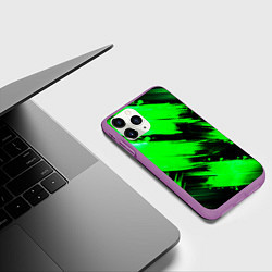 Чехол iPhone 11 Pro матовый Зеленые мазки краски на черном, цвет: 3D-фиолетовый — фото 2