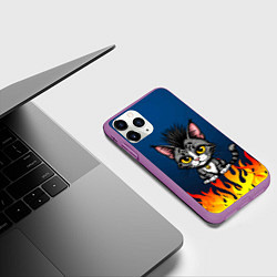Чехол iPhone 11 Pro матовый Панк котенок, цвет: 3D-фиолетовый — фото 2
