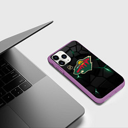 Чехол iPhone 11 Pro матовый Миннесота Уайлд - плиты с подсветкой, цвет: 3D-фиолетовый — фото 2