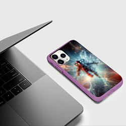Чехол iPhone 11 Pro матовый Космонавт в космической туманности, цвет: 3D-фиолетовый — фото 2