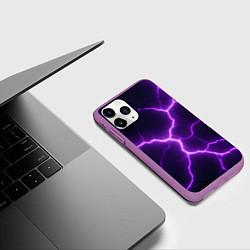 Чехол iPhone 11 Pro матовый Фиолетовые молнии, цвет: 3D-фиолетовый — фото 2