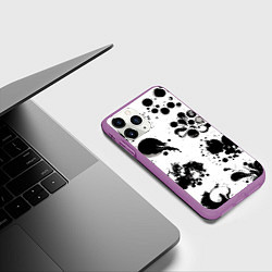 Чехол iPhone 11 Pro матовый Чёрно-белые кляксы - абстракция, цвет: 3D-фиолетовый — фото 2
