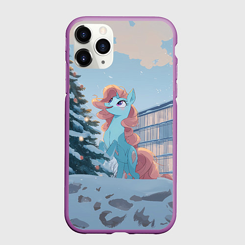 Чехол iPhone 11 Pro матовый Новогодняя лошадка у елочки / 3D-Фиолетовый – фото 1
