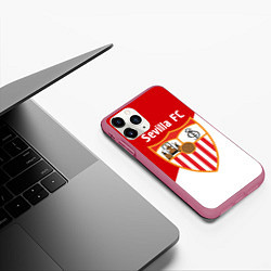 Чехол iPhone 11 Pro матовый Sevilla FC, цвет: 3D-малиновый — фото 2