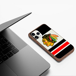 Чехол iPhone 11 Pro матовый Chicago Blackhawks, цвет: 3D-коричневый — фото 2