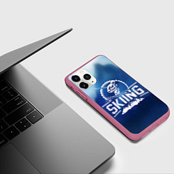 Чехол iPhone 11 Pro матовый Лыжный спорт, цвет: 3D-малиновый — фото 2