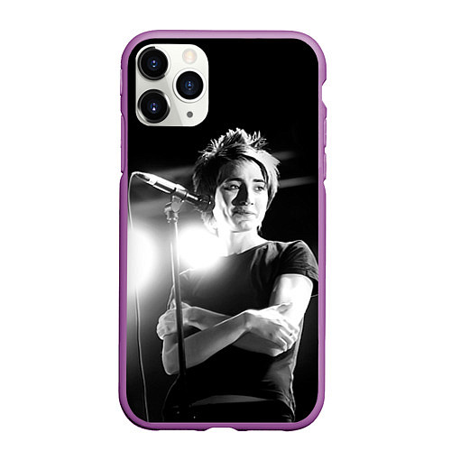 Чехол iPhone 11 Pro матовый Земфира на сцене / 3D-Фиолетовый – фото 1