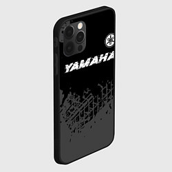 Чехол для iPhone 12 Pro Max Yamaha speed на темном фоне со следами шин: символ, цвет: 3D-черный — фото 2