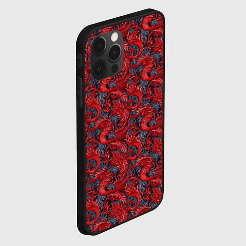 Чехол iPhone 12 Pro Max Красные драконы паттерн / 3D-Черный – фото 2