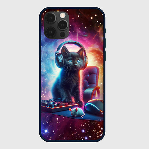 Чехол iPhone 12 Pro Max Котёнок в наушниках с мышкой в космосе / 3D-Черный – фото 1