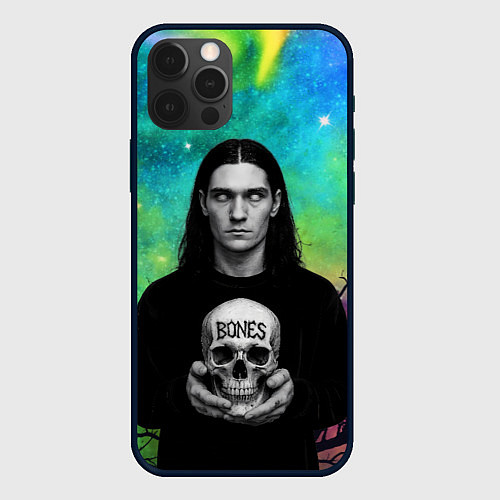 Чехол iPhone 12 Pro Max Bones без зрачков держит череп в руках / 3D-Черный – фото 1
