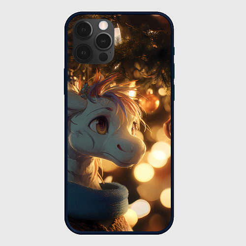 Чехол iPhone 12 Pro Max Лошадка под новогодней елкой / 3D-Черный – фото 1