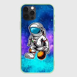 Чехол для iPhone 12 Pro Космонавт играет планетой, цвет: 3D-салатовый