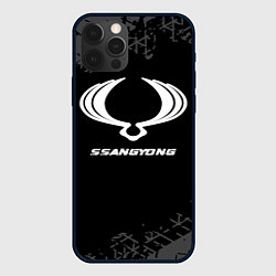 Чехол iPhone 12 Pro SsangYong speed на темном фоне со следами шин