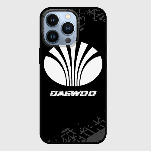 Чехол iPhone 13 Pro Daewoo speed на темном фоне со следами шин / 3D-Черный – фото 1