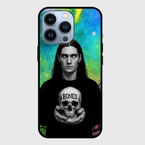 Чехол iPhone 13 Pro Bones без зрачков держит череп в руках / 3D-Черный – фото 1