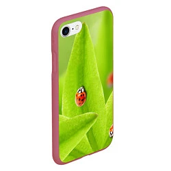 Чехол iPhone 7/8 матовый Жучки на травке, цвет: 3D-малиновый — фото 2
