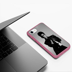 Чехол iPhone 7/8 матовый Bill Kaulitz: Mono photo, цвет: 3D-малиновый — фото 2