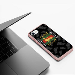 Чехол iPhone 7/8 матовый GUSSI Style, цвет: 3D-светло-розовый — фото 2