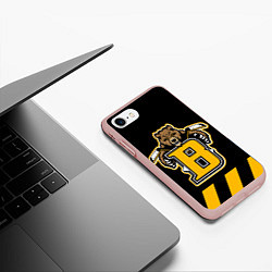 Чехол iPhone 7/8 матовый BOSTON BRUINS, цвет: 3D-светло-розовый — фото 2