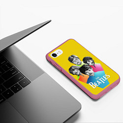 Чехол iPhone 7/8 матовый Банда Битлов, цвет: 3D-малиновый — фото 2