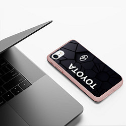 Чехол iPhone 7/8 матовый Toyota 3D плиты, цвет: 3D-светло-розовый — фото 2