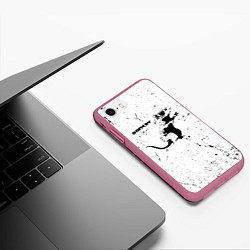 Чехол iPhone 7/8 матовый Banksy крыса в очках, цвет: 3D-малиновый — фото 2