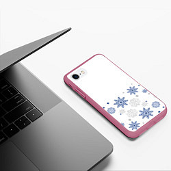 Чехол iPhone 7/8 матовый Новогодние Снежинки - Белый, цвет: 3D-малиновый — фото 2