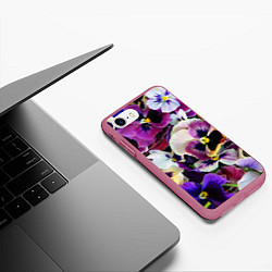 Чехол iPhone 7/8 матовый Красивые анютины глазки, цвет: 3D-малиновый — фото 2