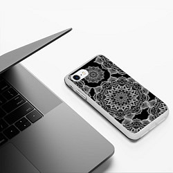 Чехол iPhone 7/8 матовый Мандала на черном фоне, цвет: 3D-белый — фото 2