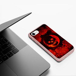 Чехол iPhone 7/8 матовый Gears of War красный, цвет: 3D-светло-розовый — фото 2
