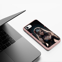 Чехол iPhone 7/8 матовый Девушка и лепестки роз, цвет: 3D-светло-розовый — фото 2