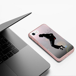 Чехол iPhone 7/8 матовый Майкл Джексон под прожекторами - с автографом, цвет: 3D-светло-розовый — фото 2