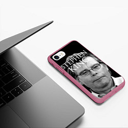 Чехол iPhone 7/8 матовый Stephen King, цвет: 3D-малиновый — фото 2