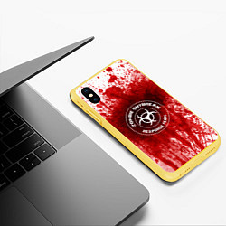 Чехол iPhone XS Max матовый Zombie Outbreak, цвет: 3D-желтый — фото 2