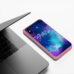 Чехол iPhone XS Max матовый STRAY KIDS, цвет: 3D-малиновый — фото 2