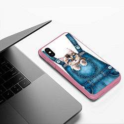 Чехол iPhone XS Max матовый КОТЕНОК В КАРМАНЕ, цвет: 3D-малиновый — фото 2