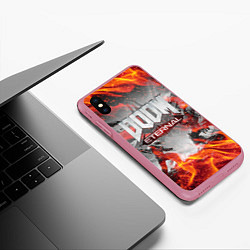 Чехол iPhone XS Max матовый DOOM ETERNAL ДУМ ПАЛАЧ РОКА В ОГНЕ, цвет: 3D-малиновый — фото 2