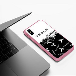 Чехол iPhone XS Max матовый Tesla - Black & White, цвет: 3D-малиновый — фото 2