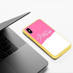 Чехол iPhone XS Max матовый Stray Kids pink and white, цвет: 3D-желтый — фото 2