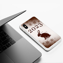 Чехол iPhone XS Max матовый Кролик 2023 силуэт на светлом, цвет: 3D-белый — фото 2